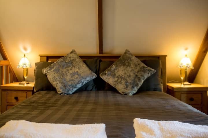 Main bedroom at The Thatched Cottage